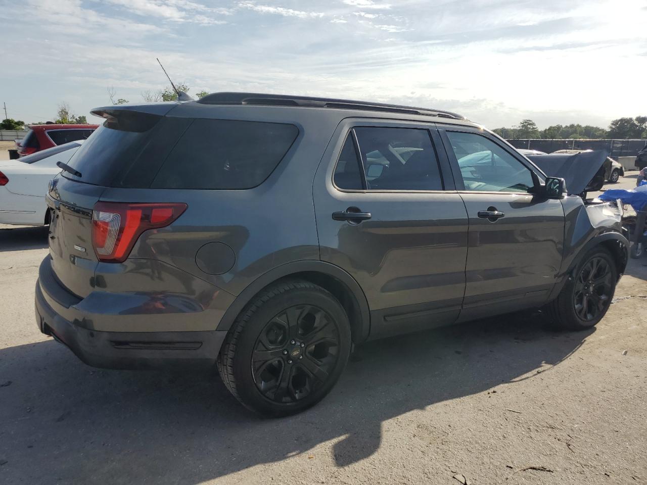 2019 Ford Explorer Sport - Фото 3