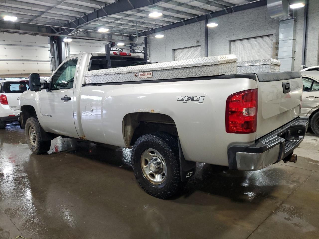 2009 Chevrolet Silverado K2500 Heavy Duty - Фото 2
