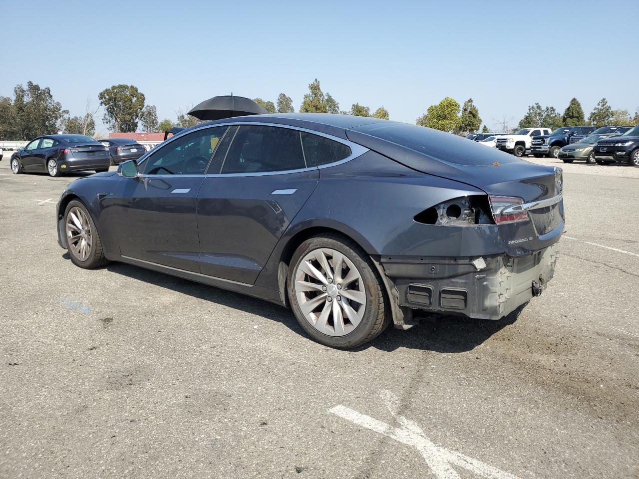2016 Tesla Model S - Фото 2