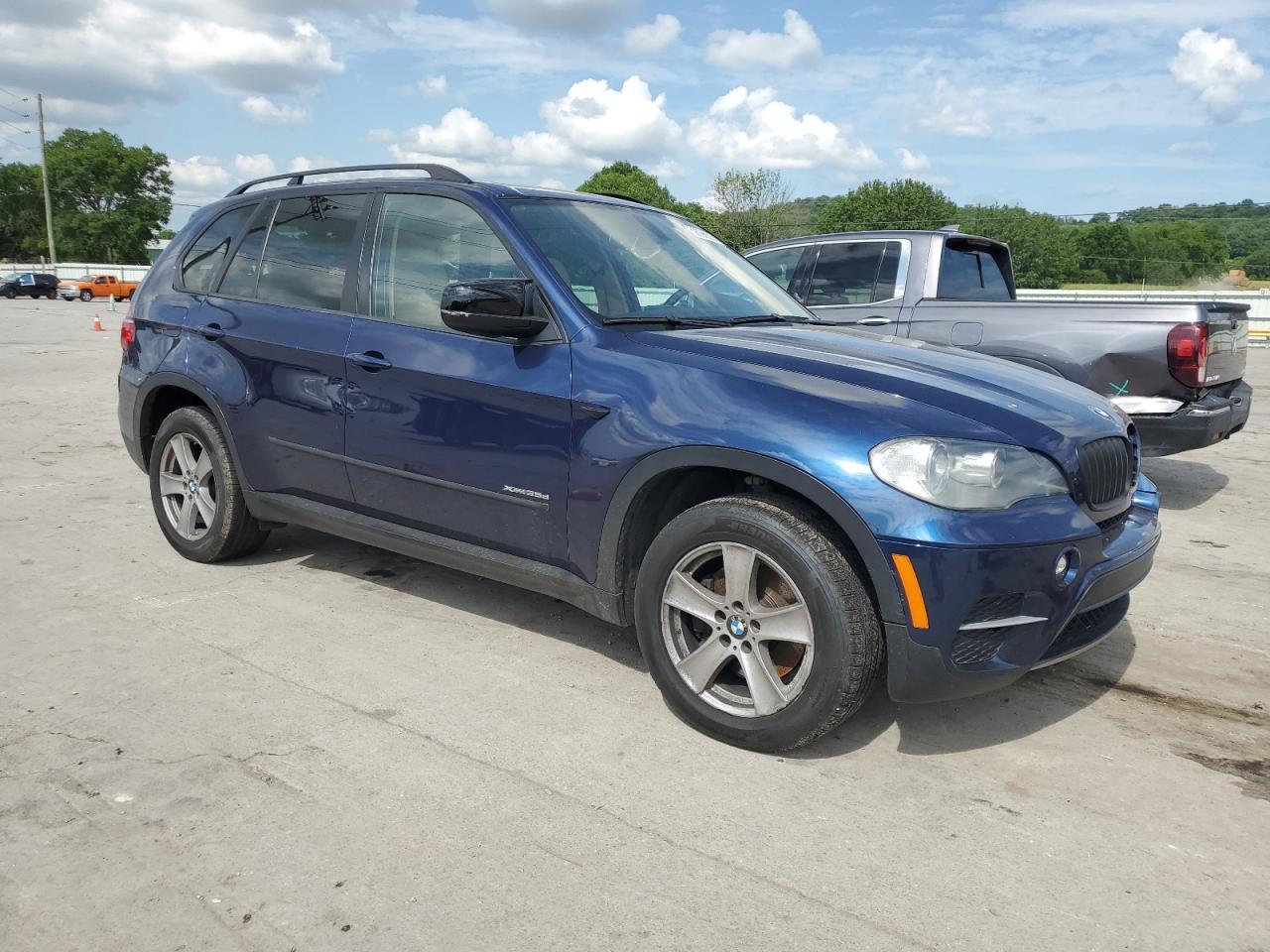 2011 BMW X5 xDrive35D - Image 4