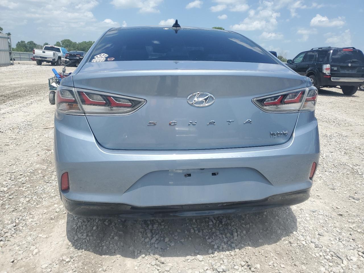 2018 Hyundai Sonata Hybrid - Image 6