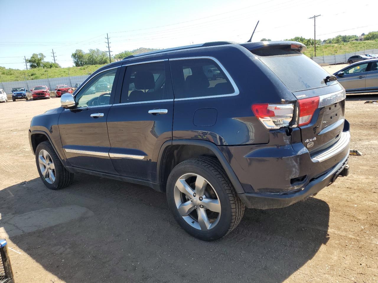 2013 Jeep Grand Cherokee Overland - Image 2