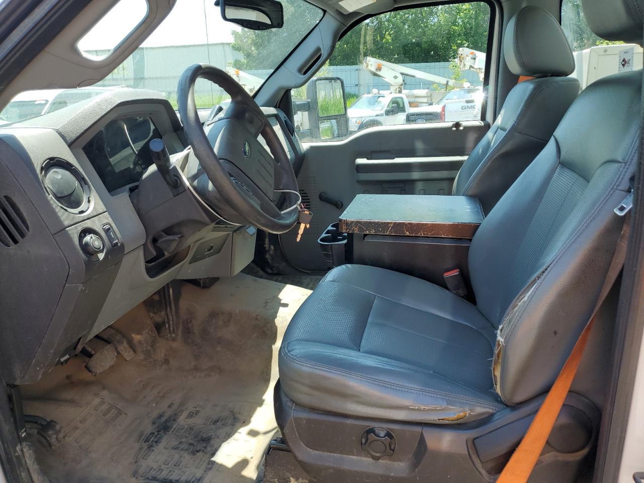 2015 Ford F450 Super Duty - Фото 7