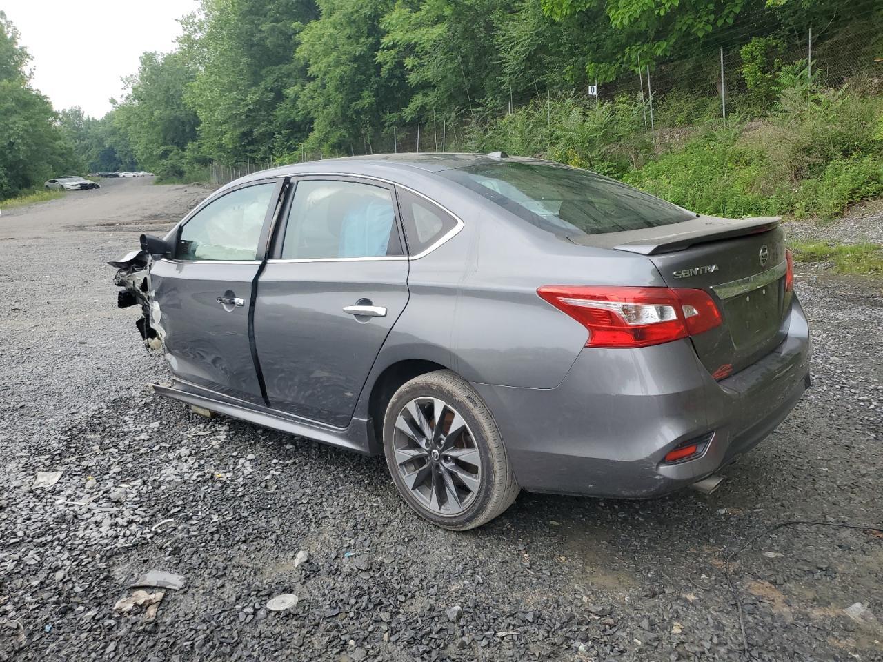 2019 Nissan Sentra S - Фото 2