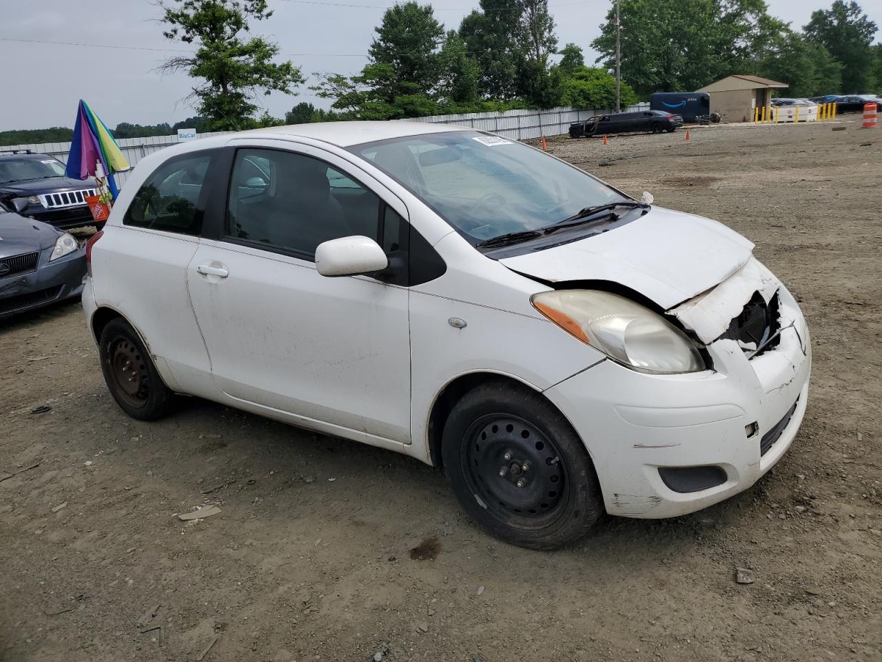 2010 Toyota Yaris - Фото 4