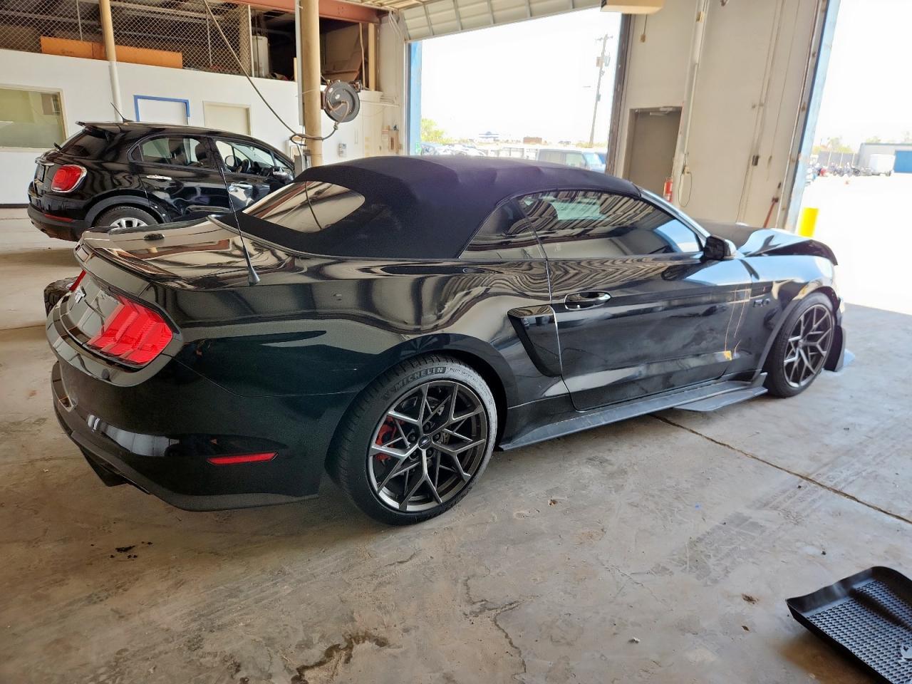 2019 Ford Mustang Gt - Image 3