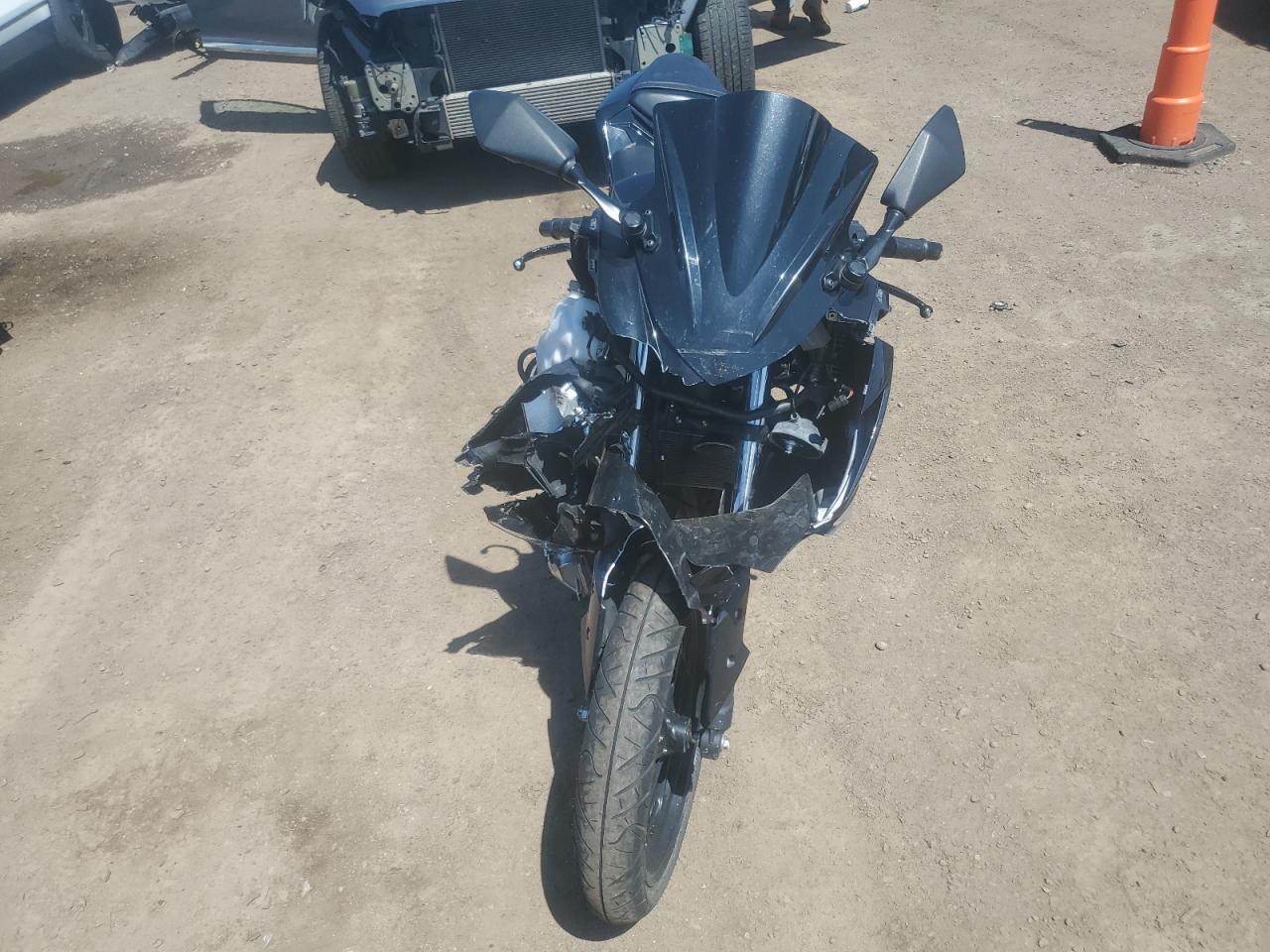 2016 Kawasaki Ex300 B - Фото 2