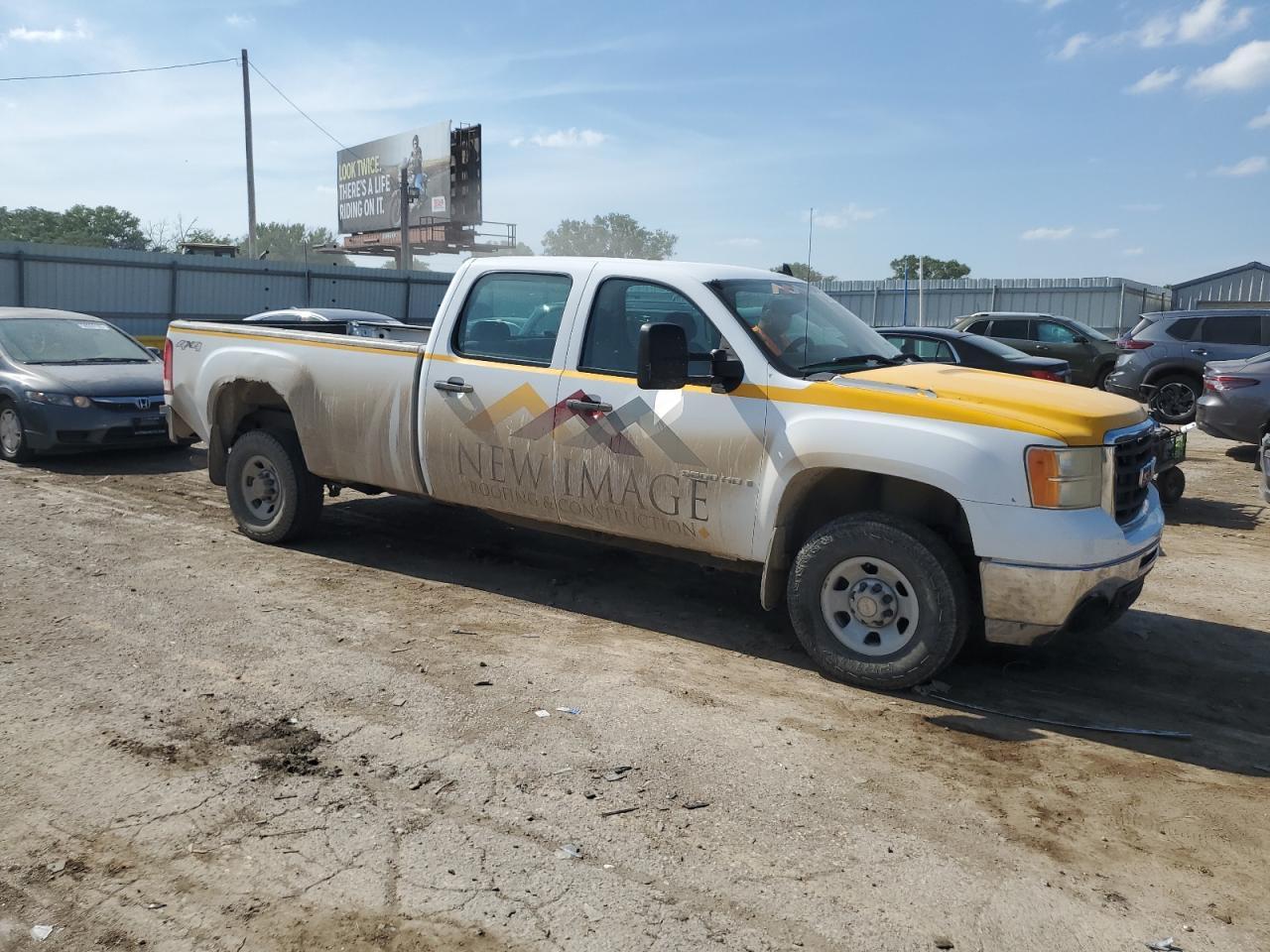 2009 GMC Sierra K3500 - Фото 4