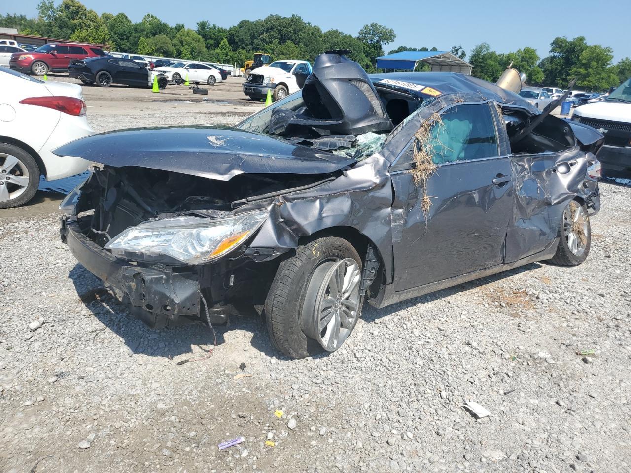 2016 Toyota Camry Le