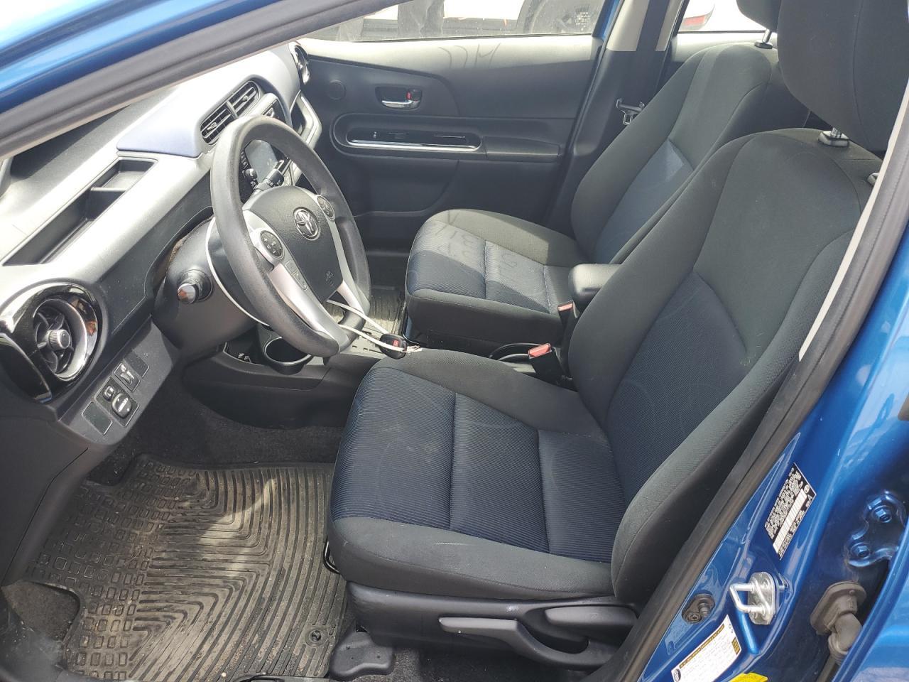 2015 Toyota Prius C - Фото 7