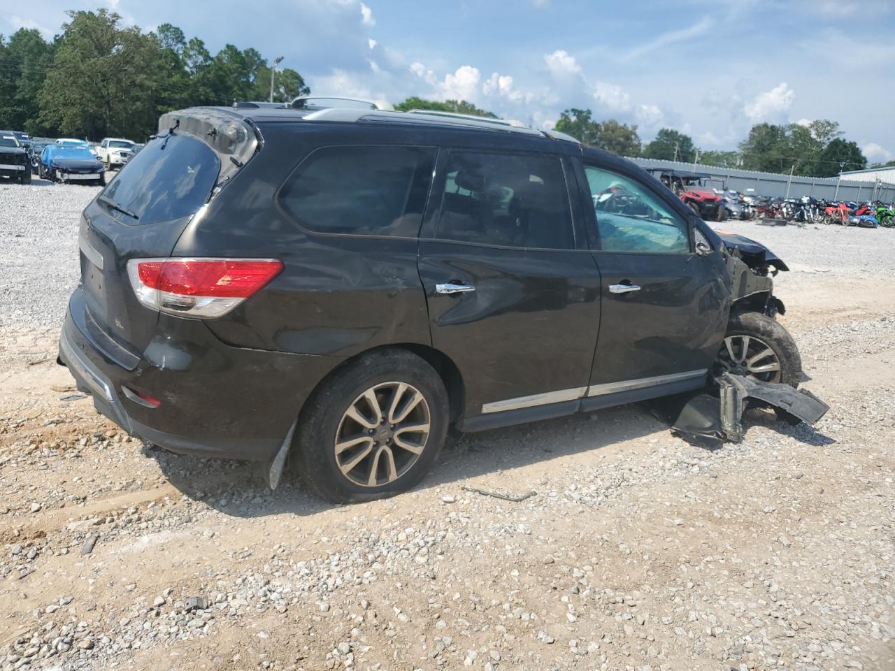2015 Nissan Pathfinder S - Фото 3