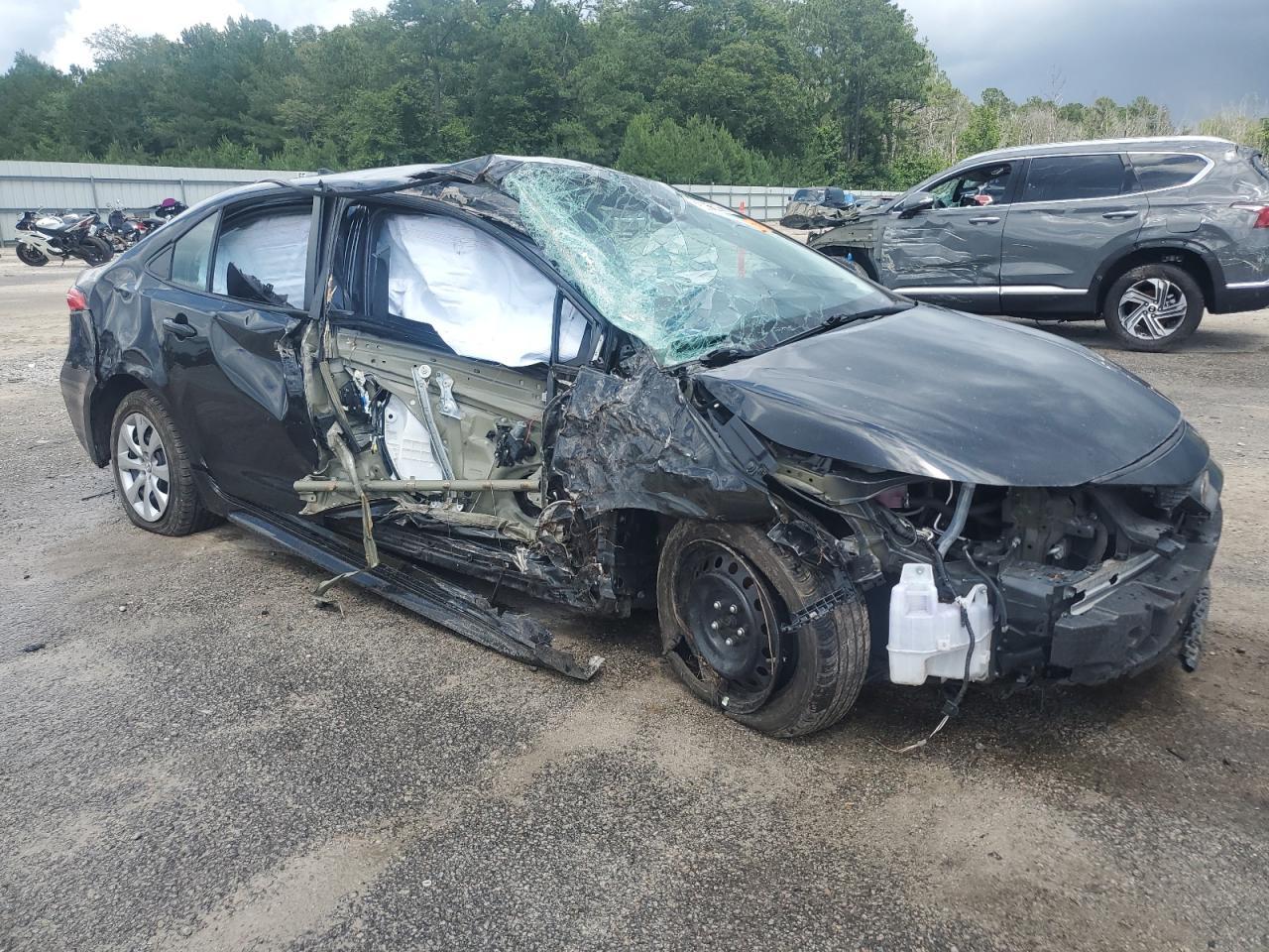 2021 Toyota Corolla Le - Фото 4