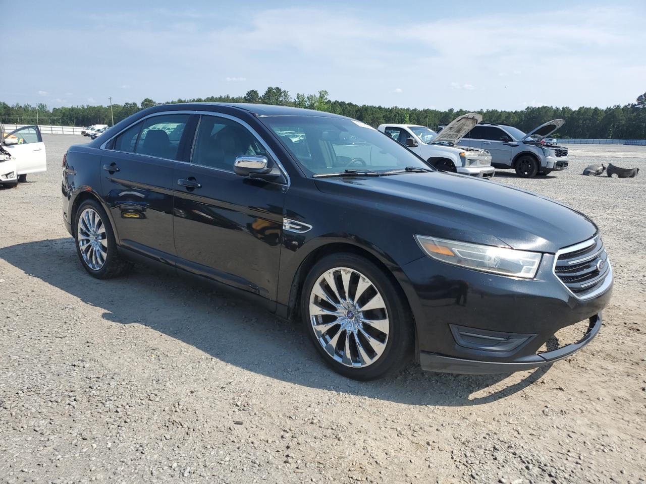 2015 Ford Taurus Limited - Фото 4