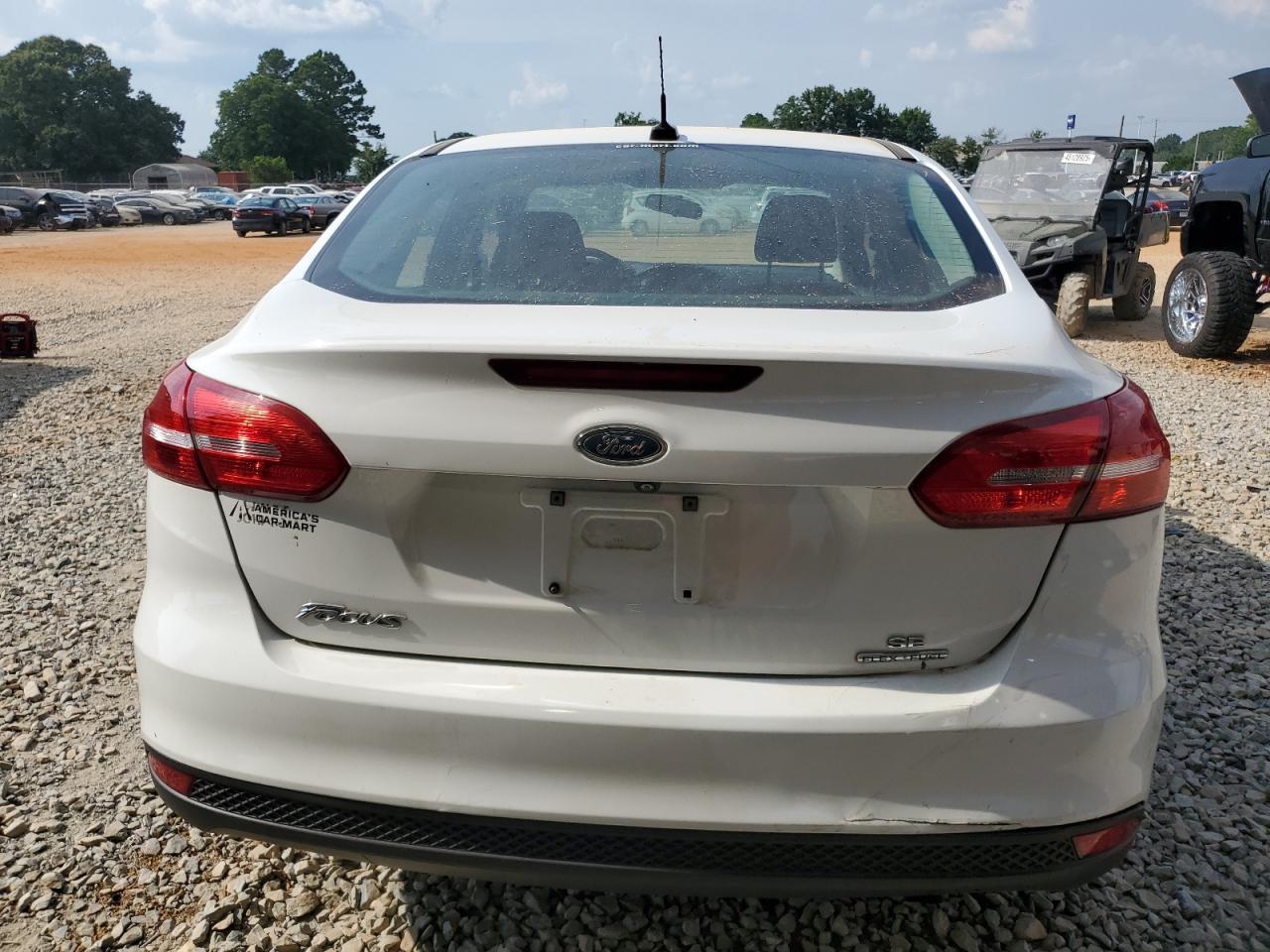 2016 Ford Focus Se - Image 6