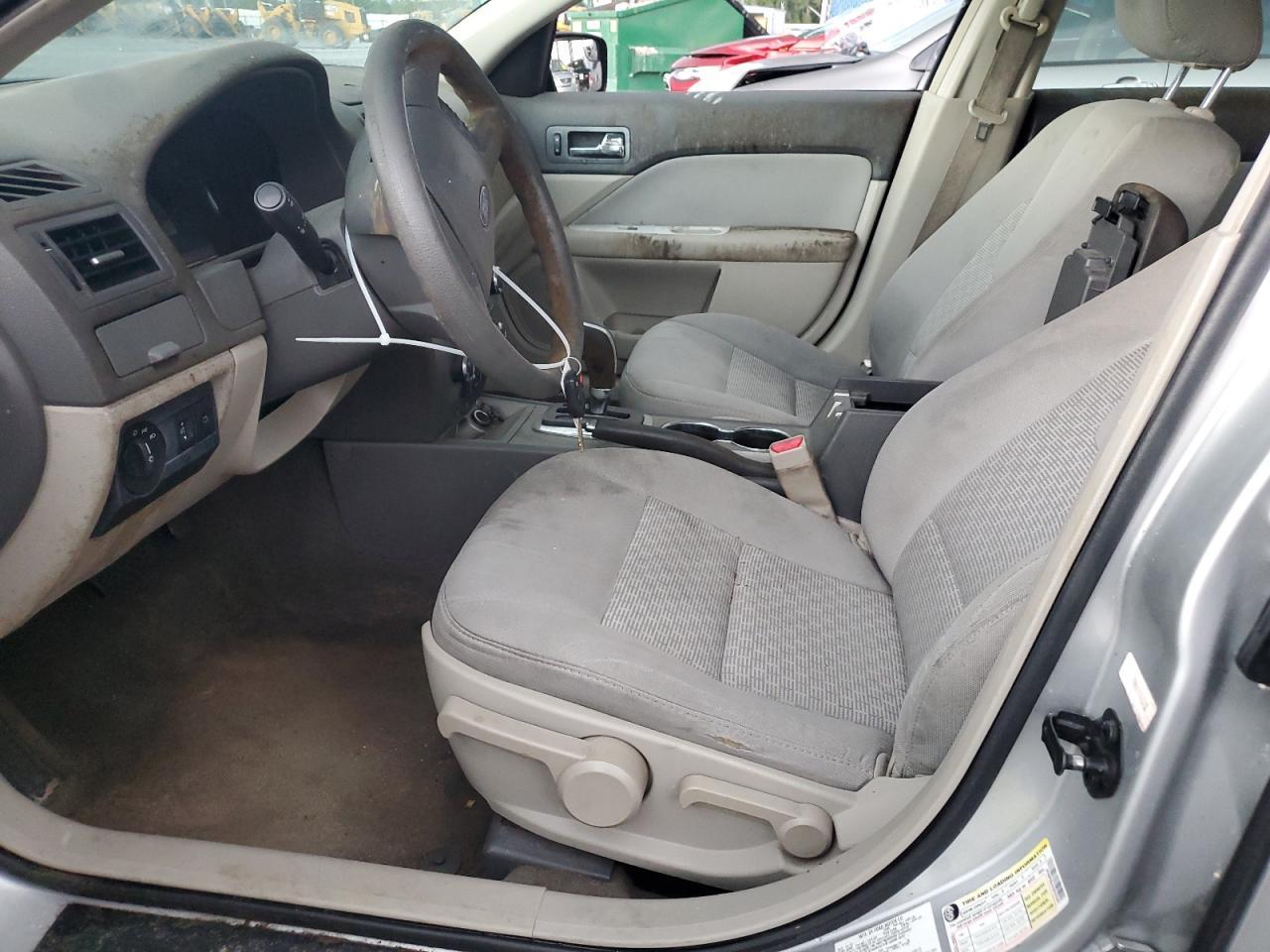 2012 Ford Fusion S - Фото 7