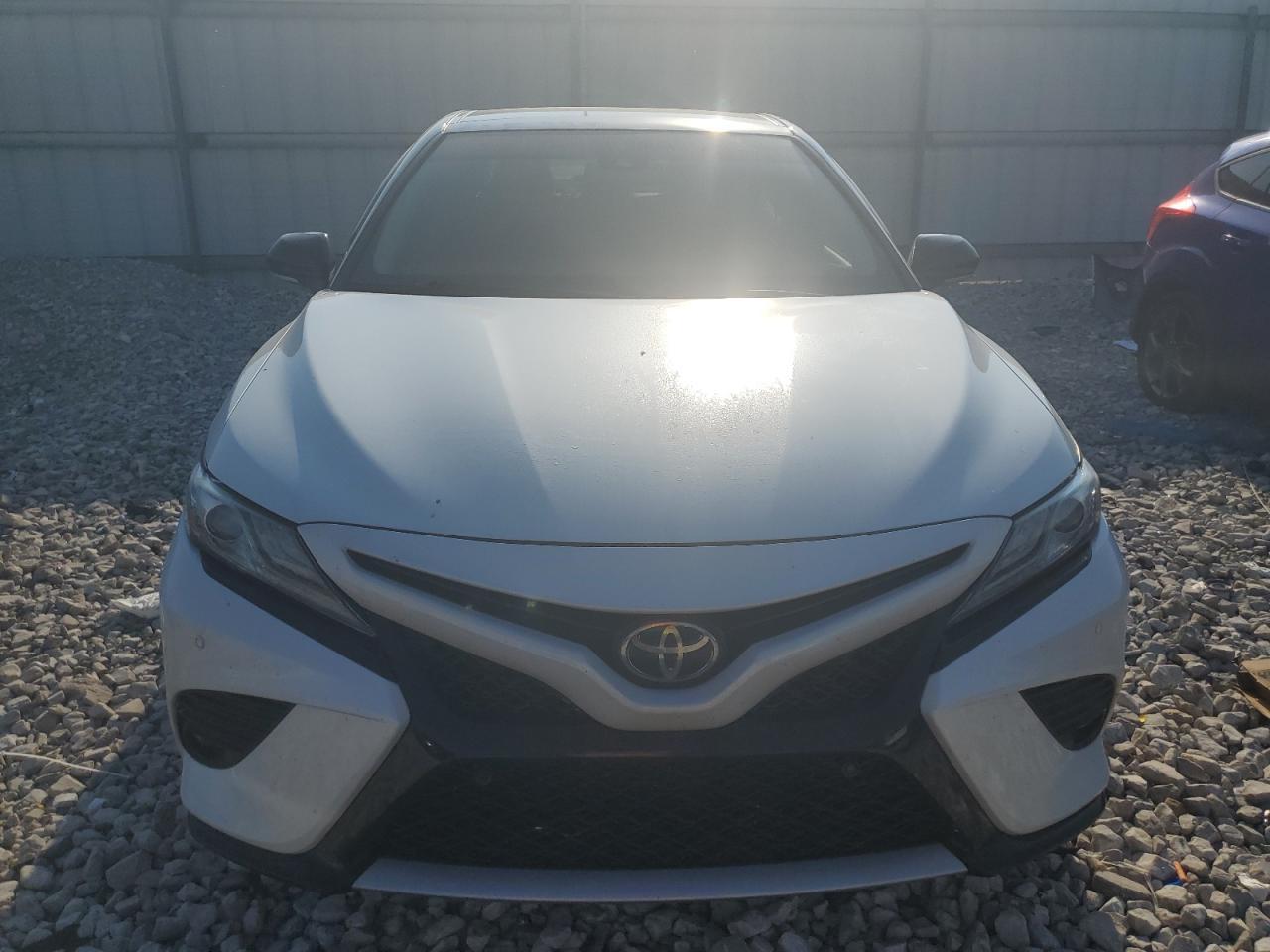 2018 Toyota Camry Xse - Фото 5