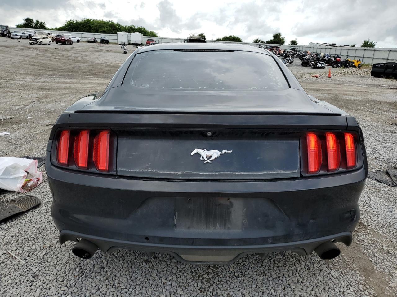 2015 Ford Mustang - Image 6