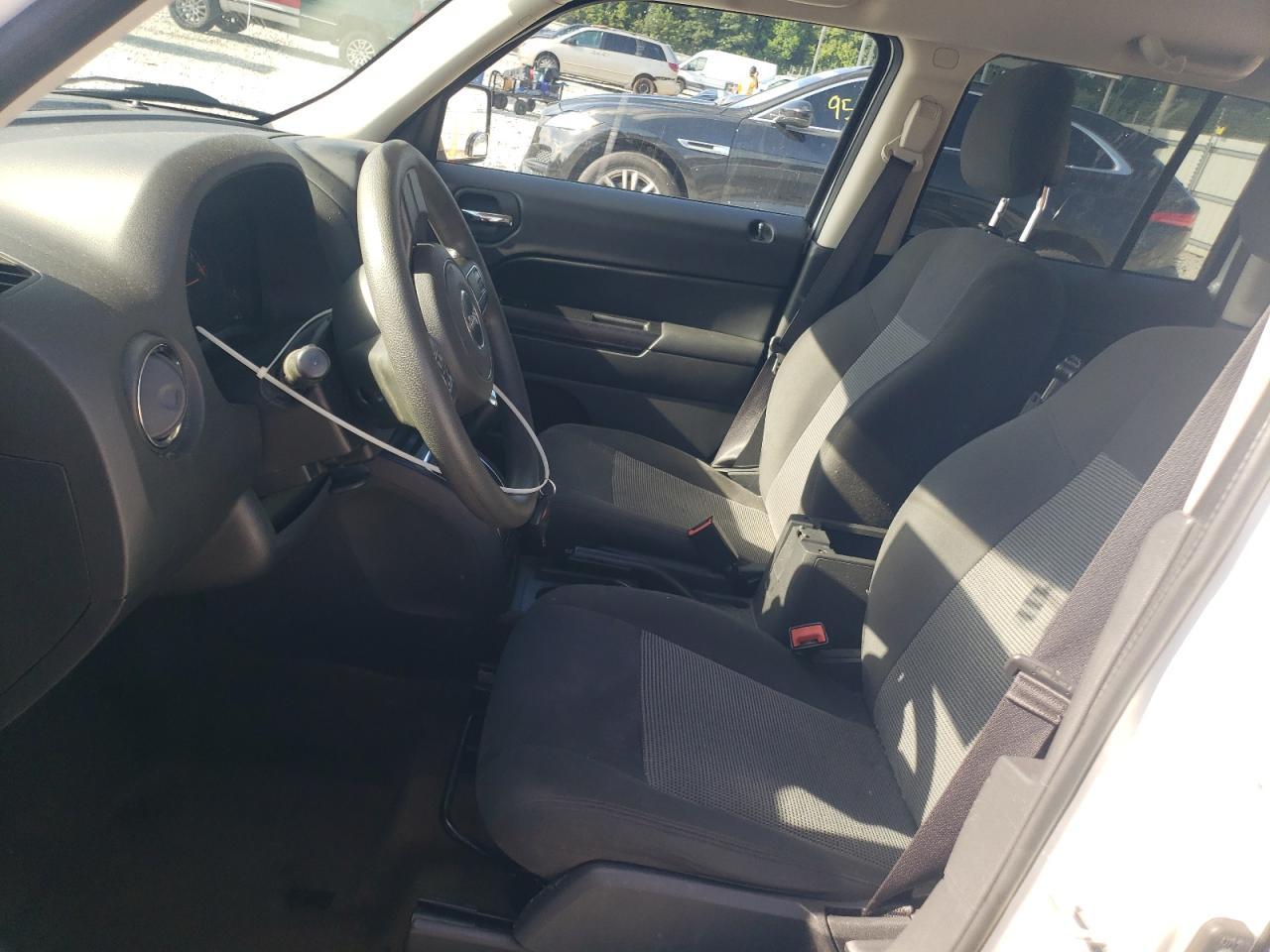 2016 Jeep Patriot Sport - Фото 7