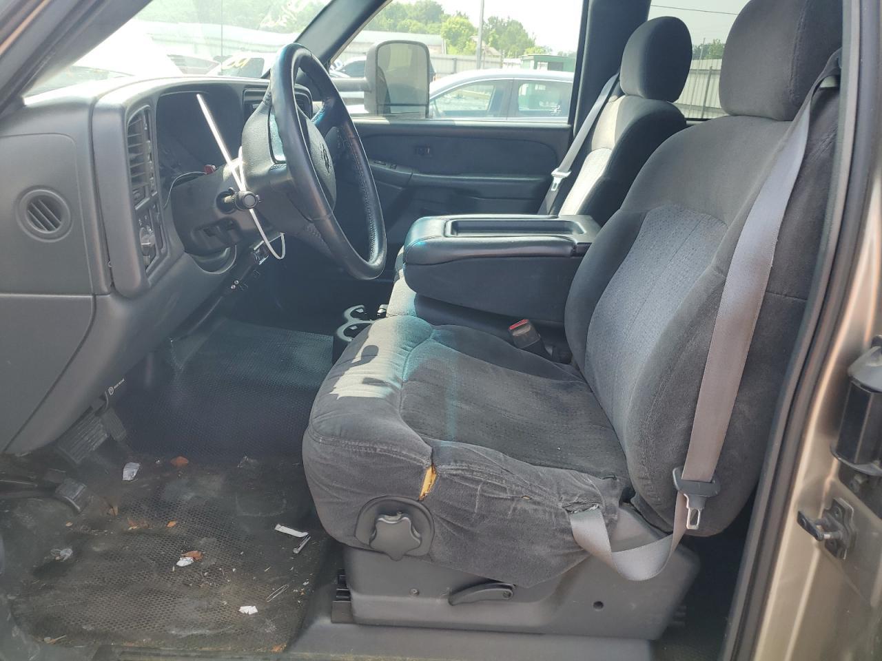 2002 Chevrolet Silverado K2500 Heavy Duty - Фото 7