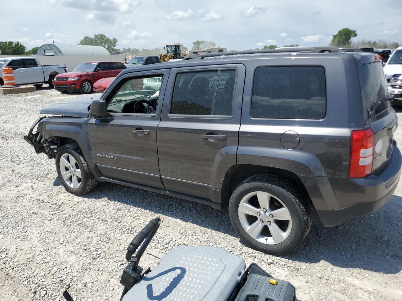 2014 Jeep Patriot Latitude - Фото 2
