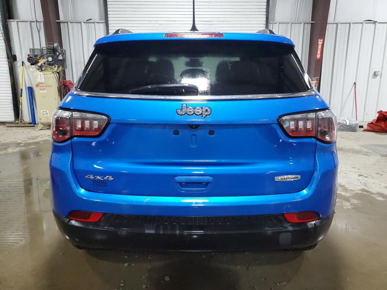 2020 Jeep Compass Latitude - Image 6