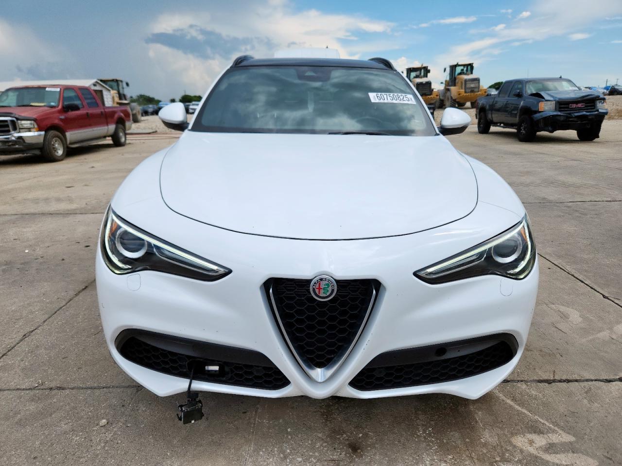 2022 Alfa Romeo Stelvio Ti - Image 5