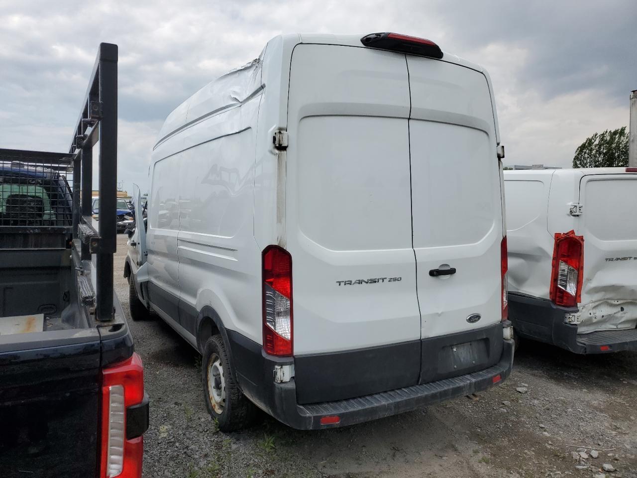 2021 Ford Transit T-250 - Фото 2