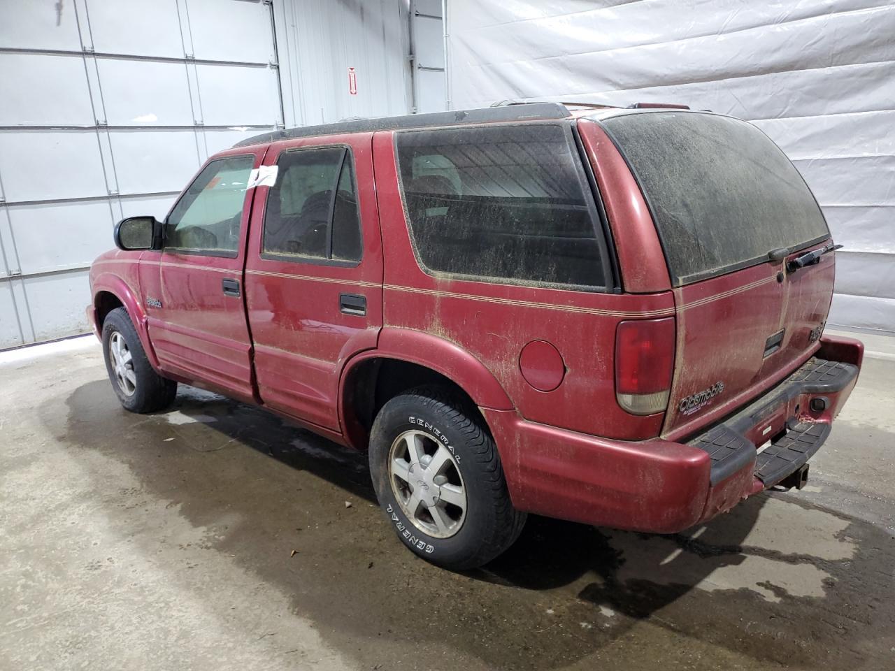 2001 Oldsmobile Bravada - Фото 2