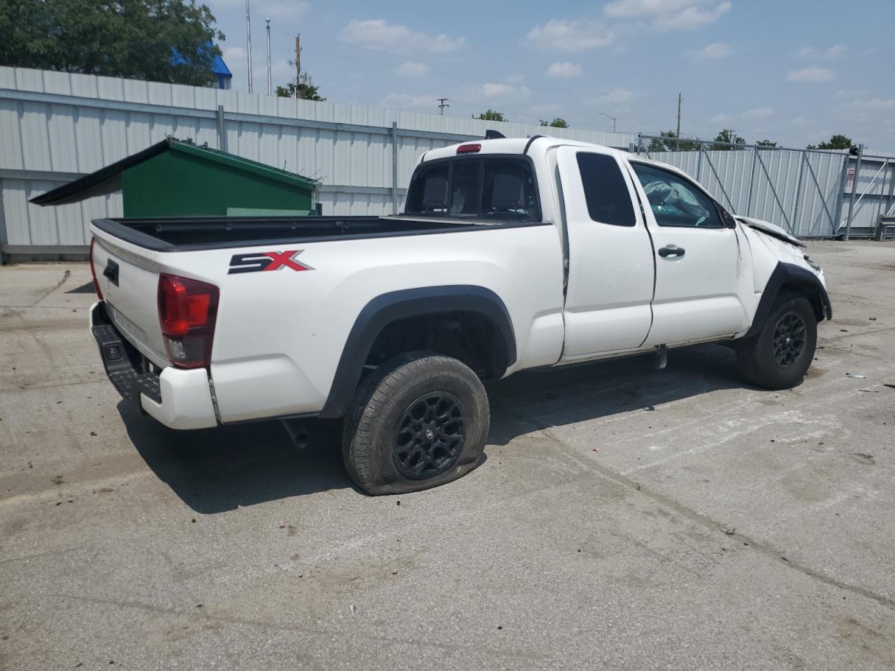 2022 Toyota Tacoma Access Cab - Image 3