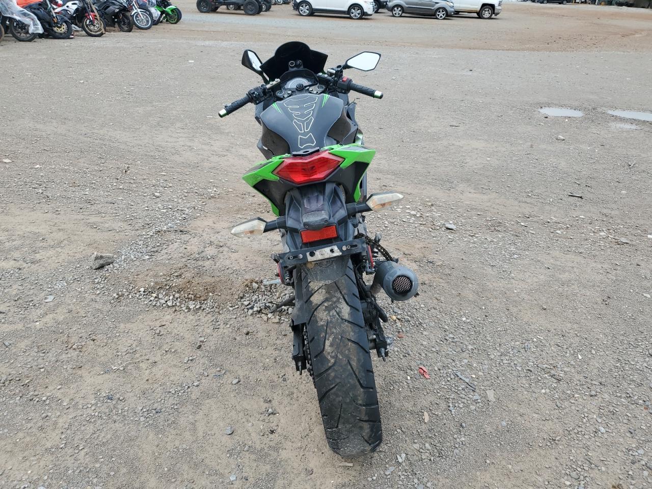 2016 Kawasaki Ex300 B - Image 4
