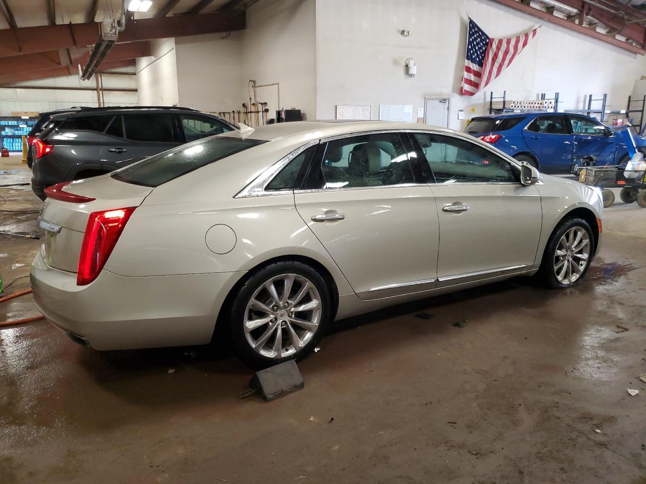 2014 Cadillac Xts Luxury Collection - Image 3