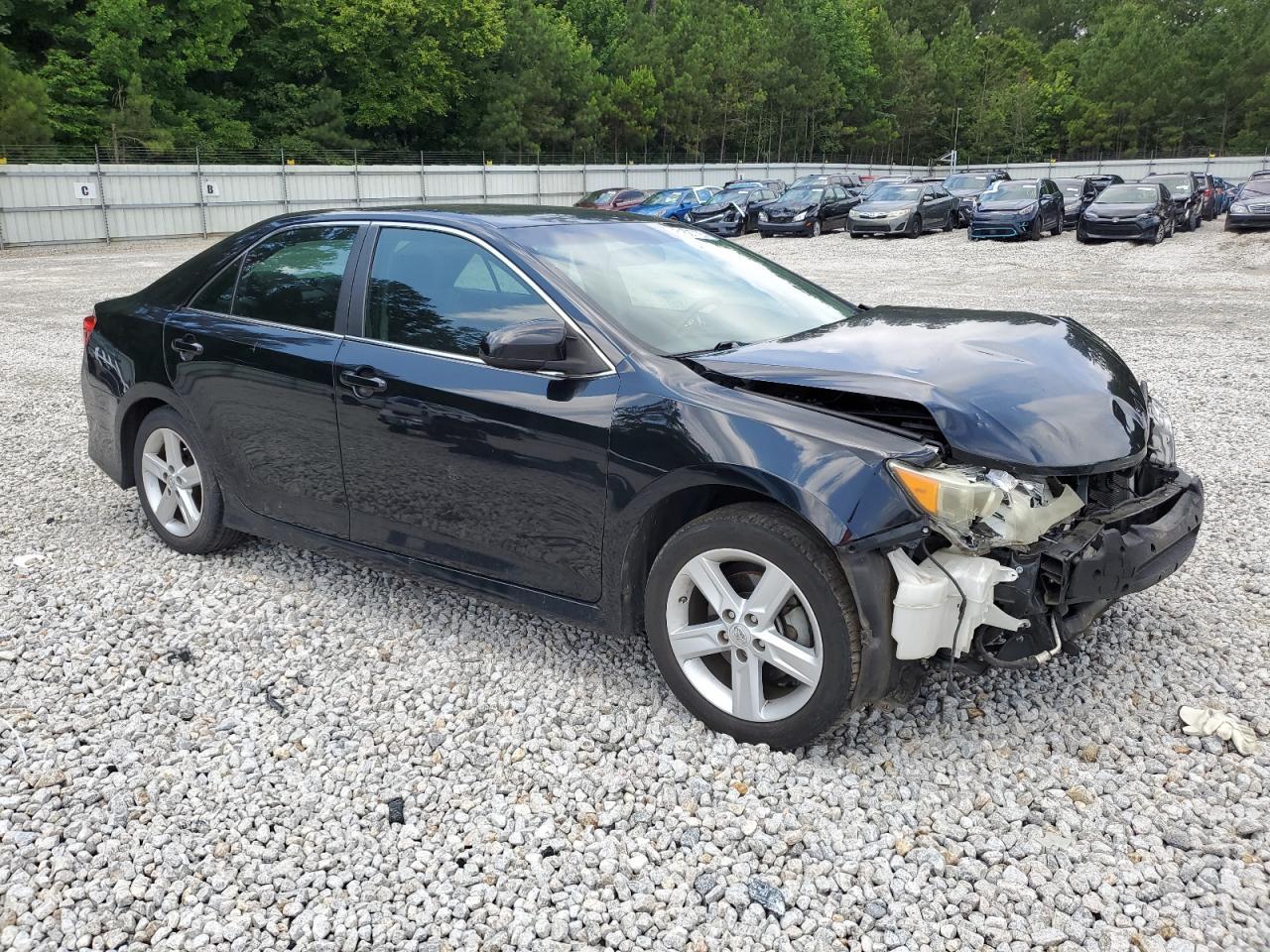 2014 Toyota Camry L - Image 4