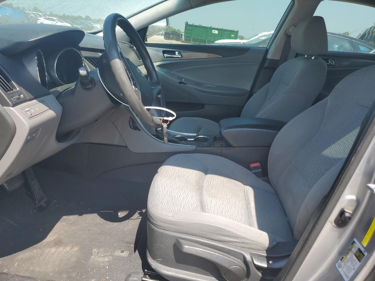 2015 Hyundai Sonata Hybrid - Image 7