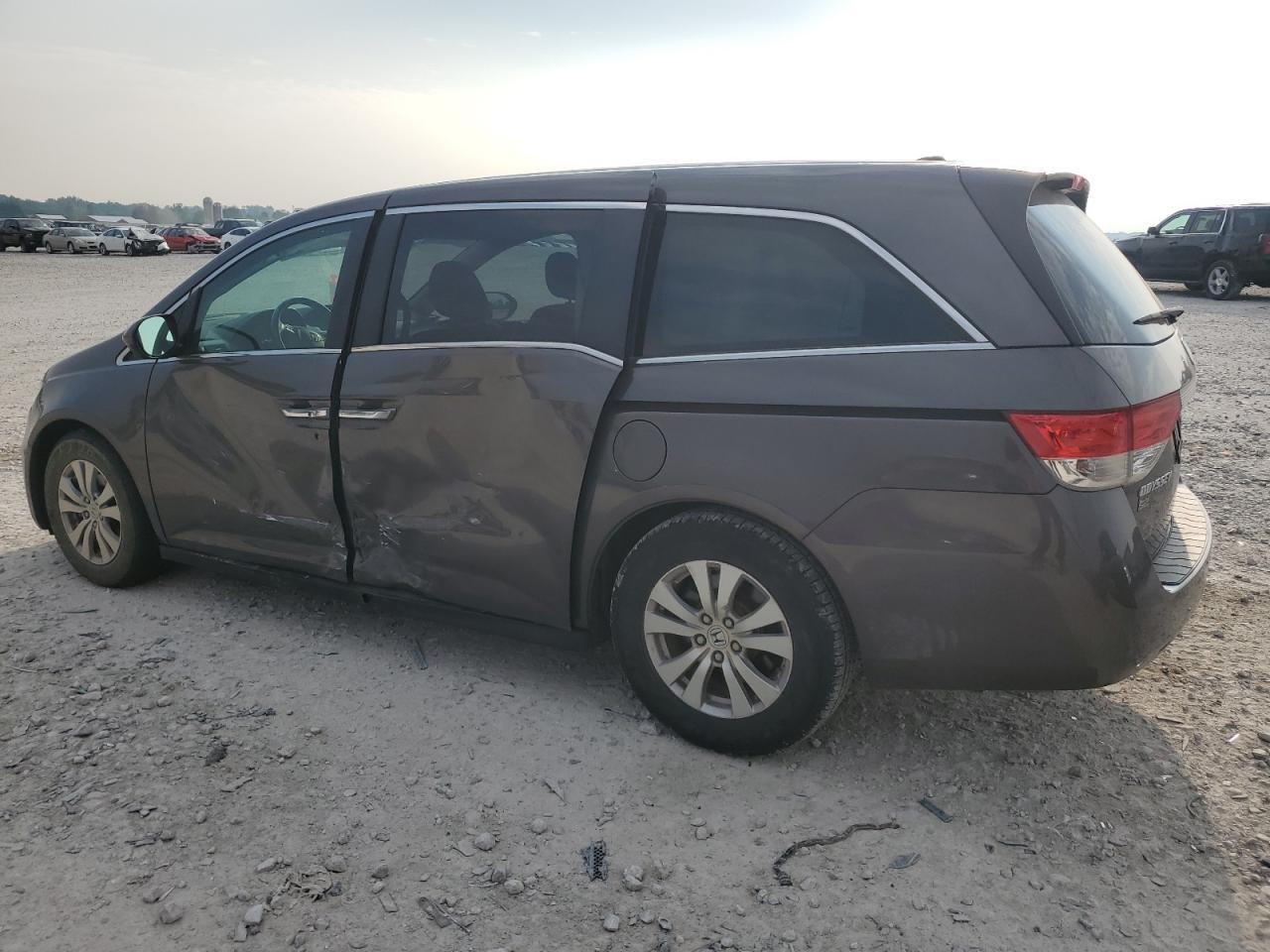 2015 Honda Odyssey Exl - Image 2