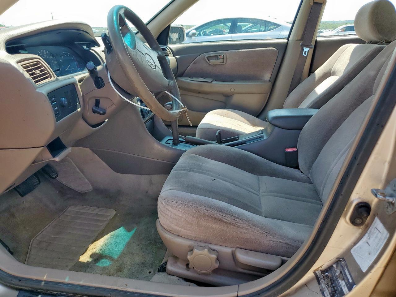 1998 Toyota Camry Ce - Image 7