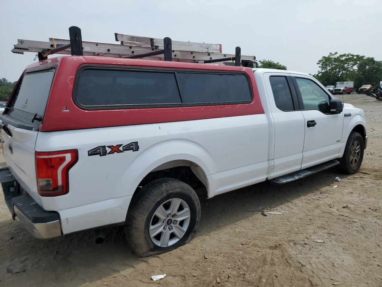 2017 Ford F150 Super Cab - Image 3