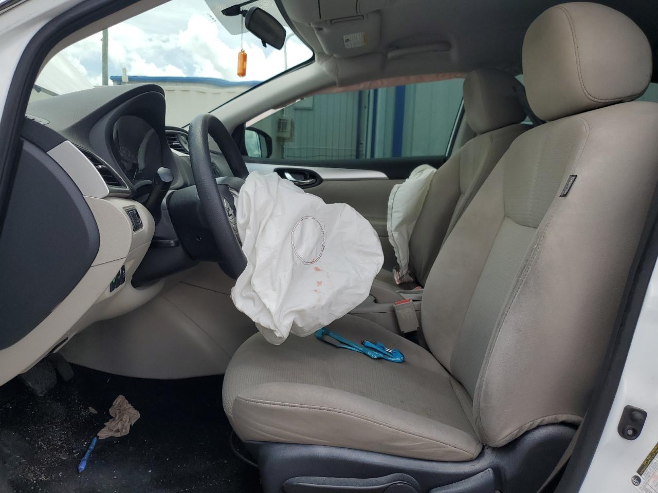 2017 Nissan Sentra S - Фото 7