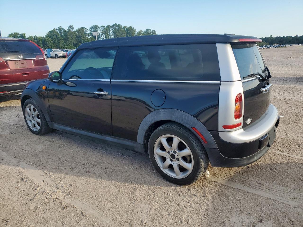 2008 Mini Cooper Clubman - Image 2