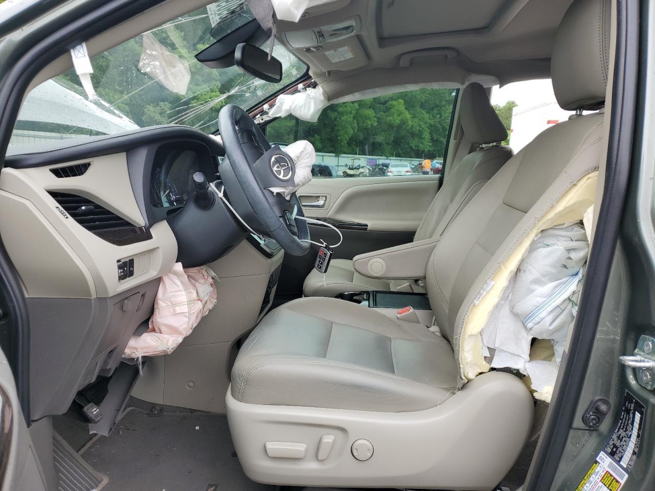 2020 Toyota Sienna Xle - Фото 7