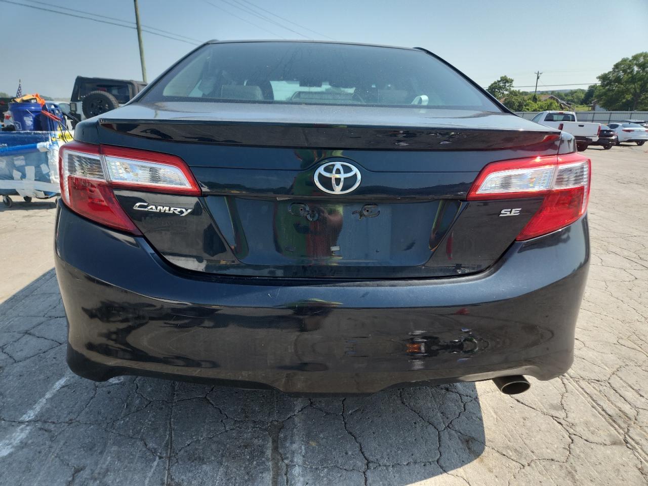 2013 Toyota Camry L - Image 6