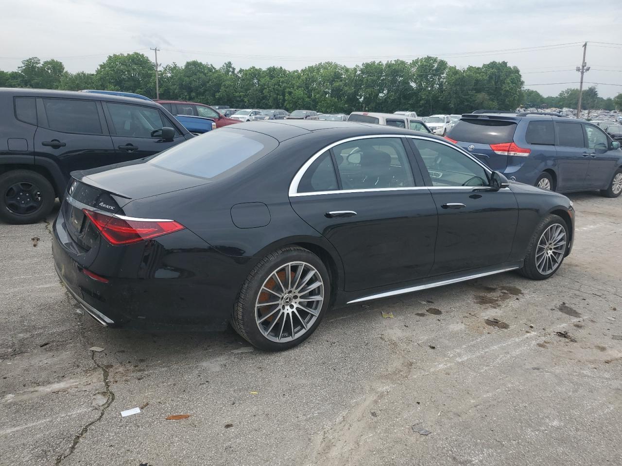 2024 Mercedes-Benz S 500 4Matic - Image 3