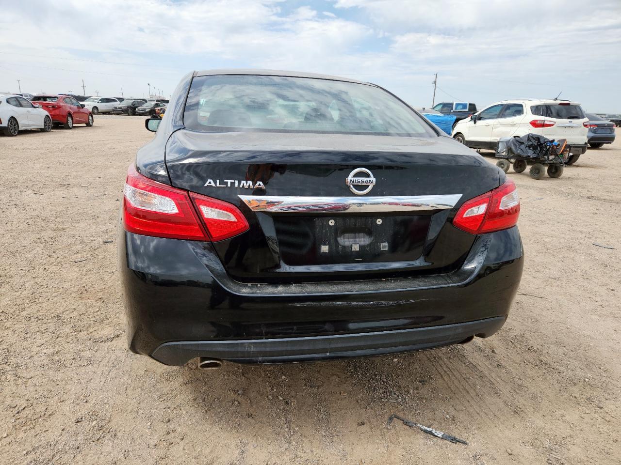 2017 Nissan Altima 2.5 - Image 6