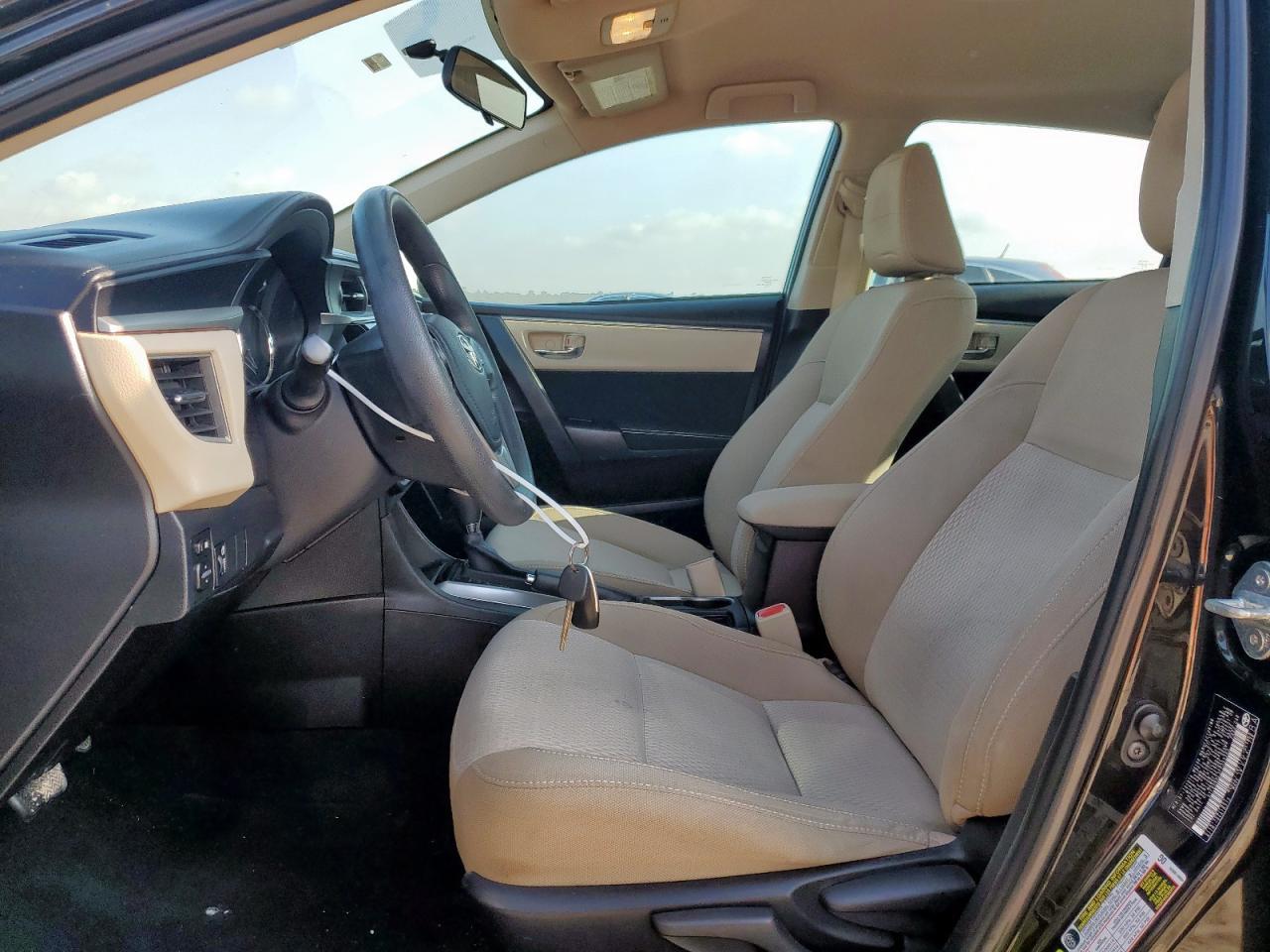 2015 Toyota Corolla L - Фото 7