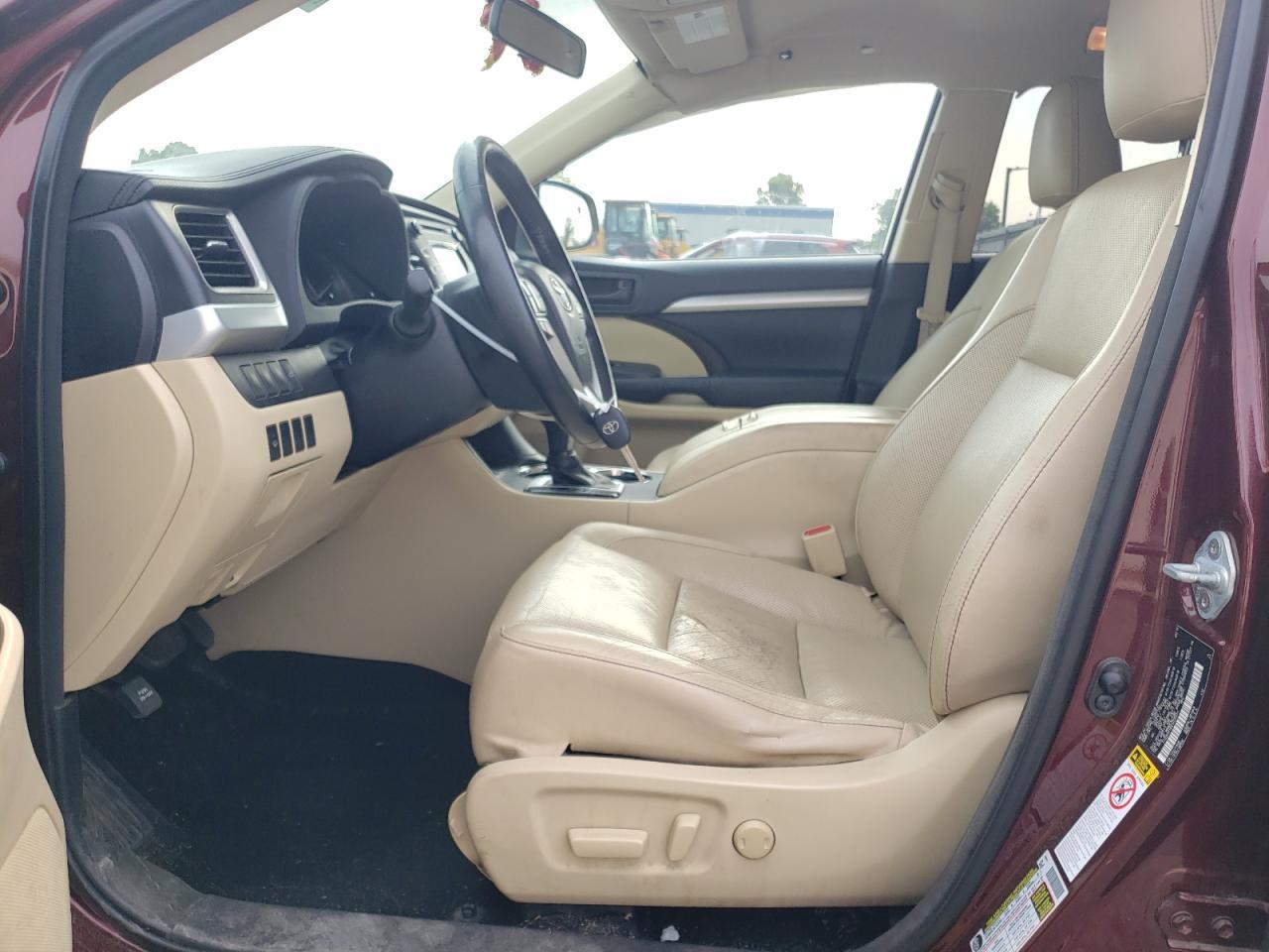 2014 Toyota Highlander Le - Image 7