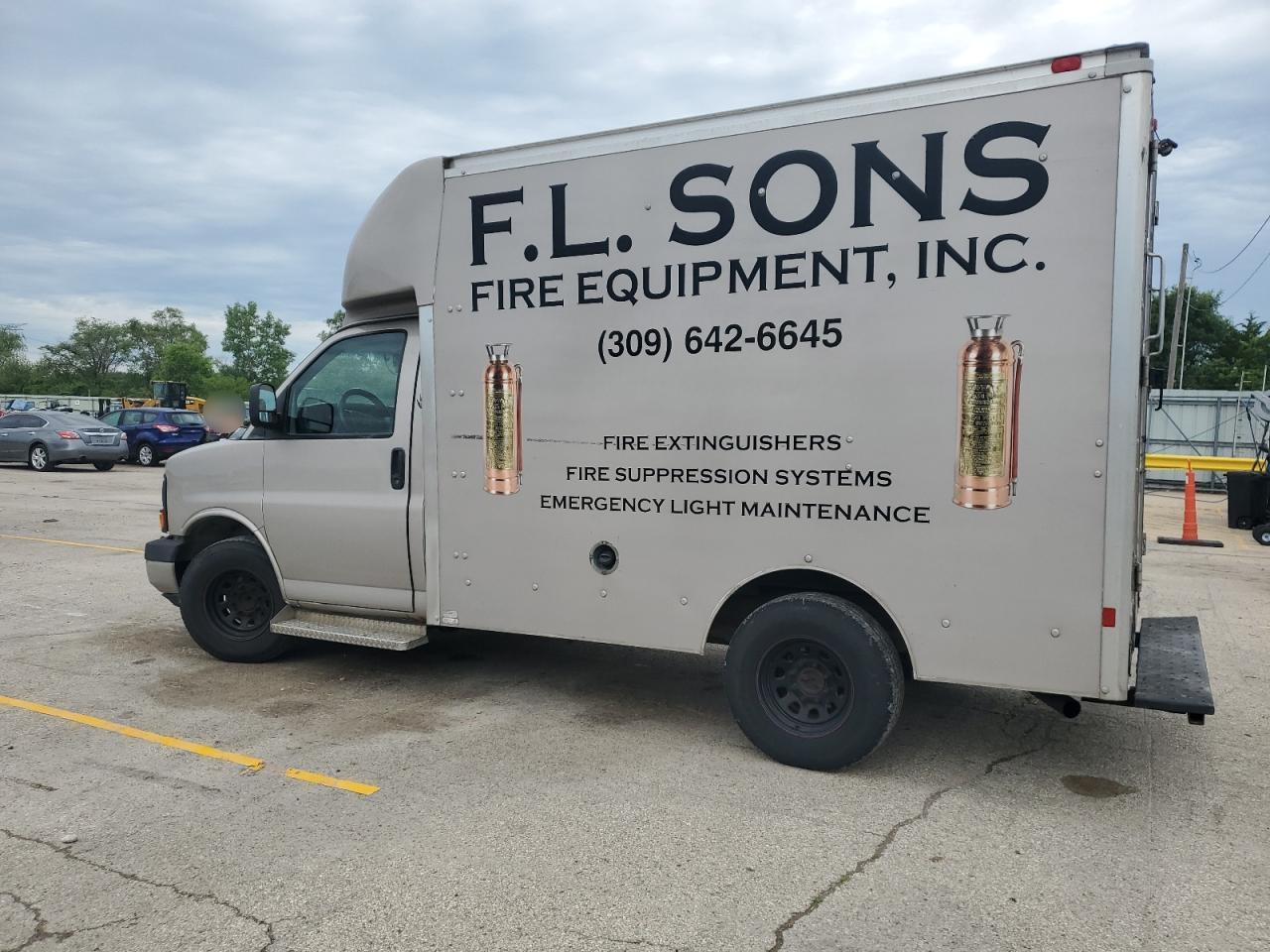 2010 Chevrolet Express G3500 - Фото 2