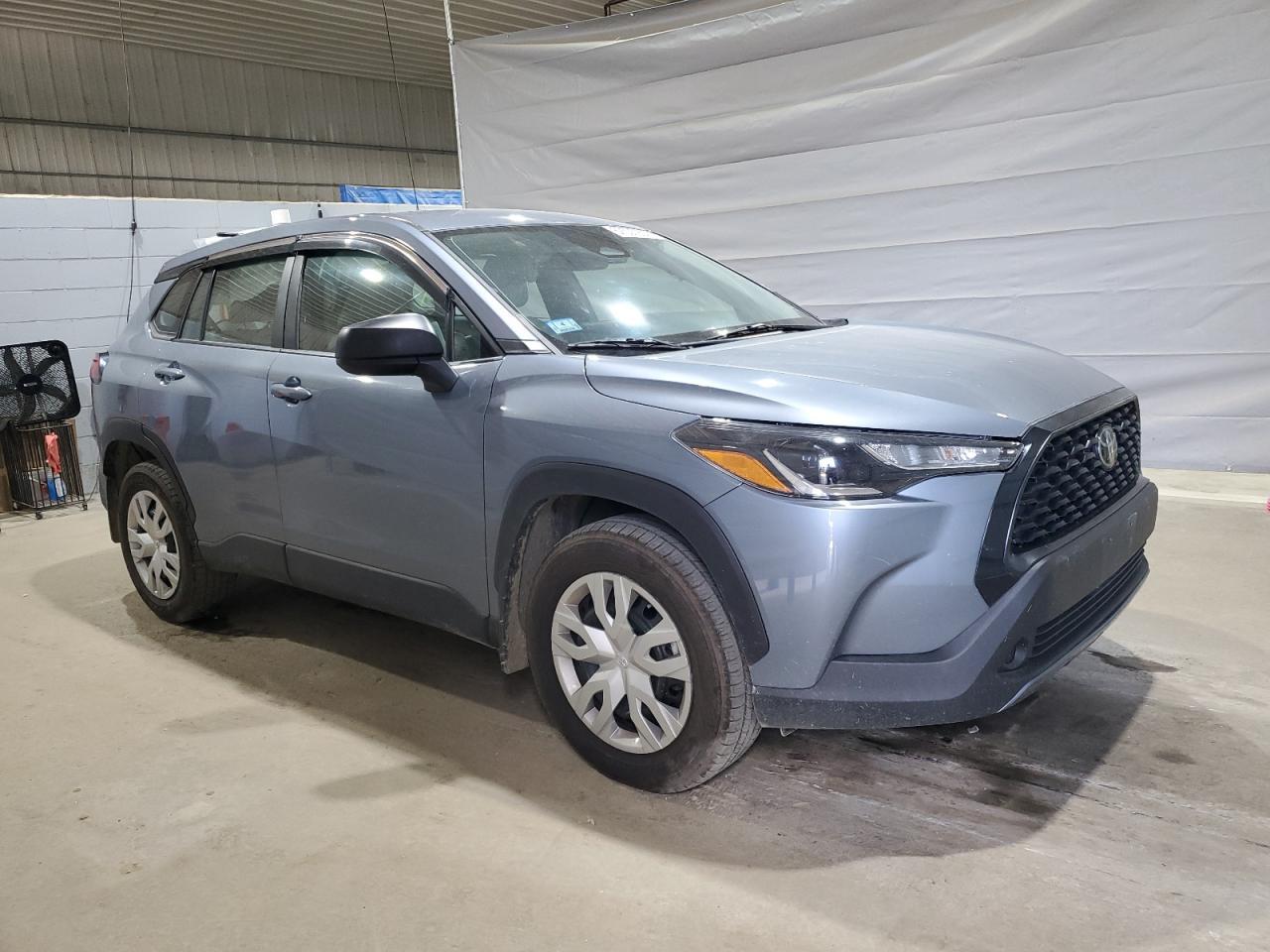 2023 Toyota Corolla Cross L - Image 4