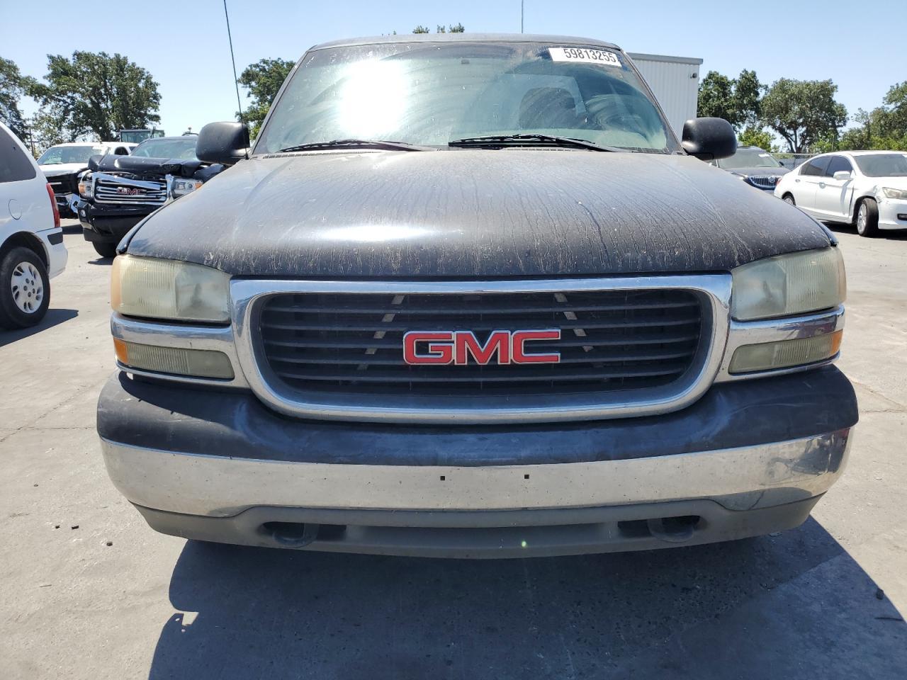 2002 GMC New Sierra C1500 - Image 5