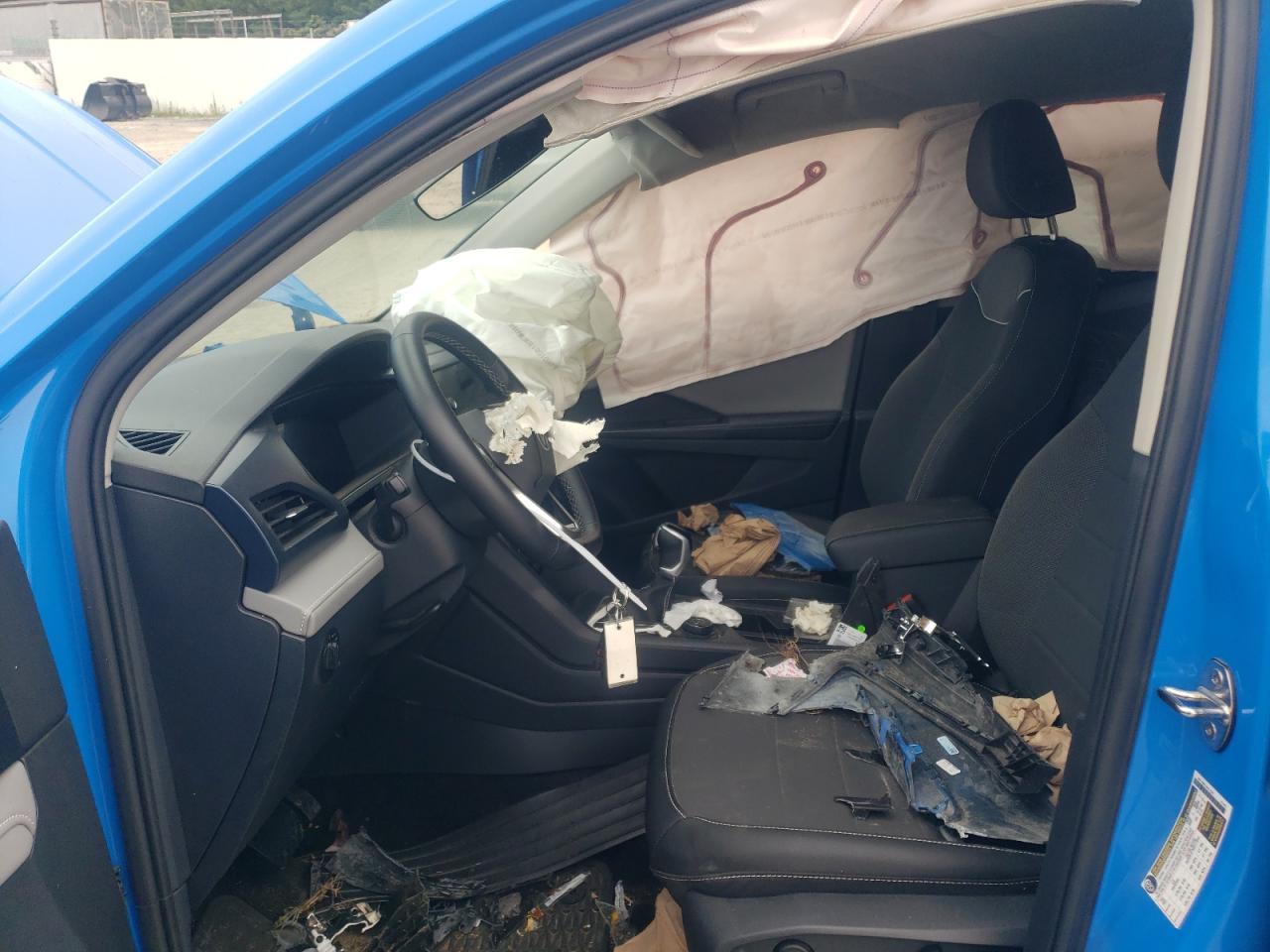 2024 Volkswagen Taos Se - Фото 7