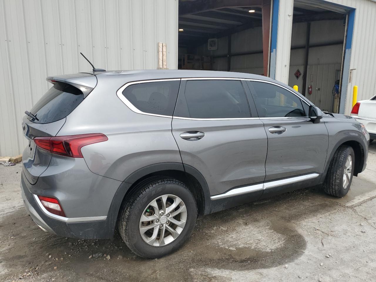 2020 Hyundai Santa Fe Se - Фото 3