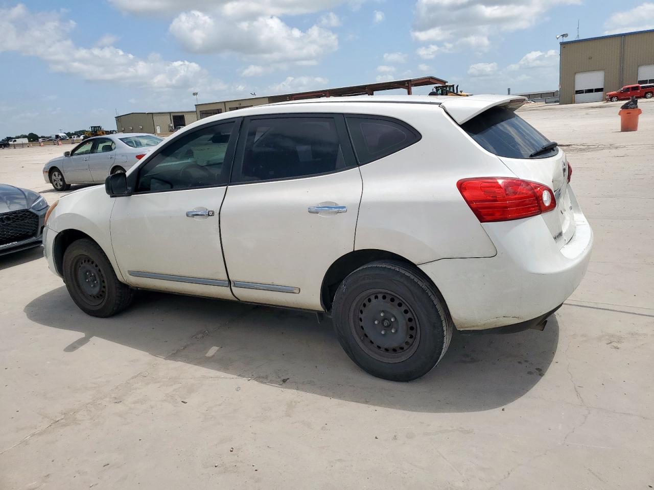 2011 Nissan Rogue S - Фото 2